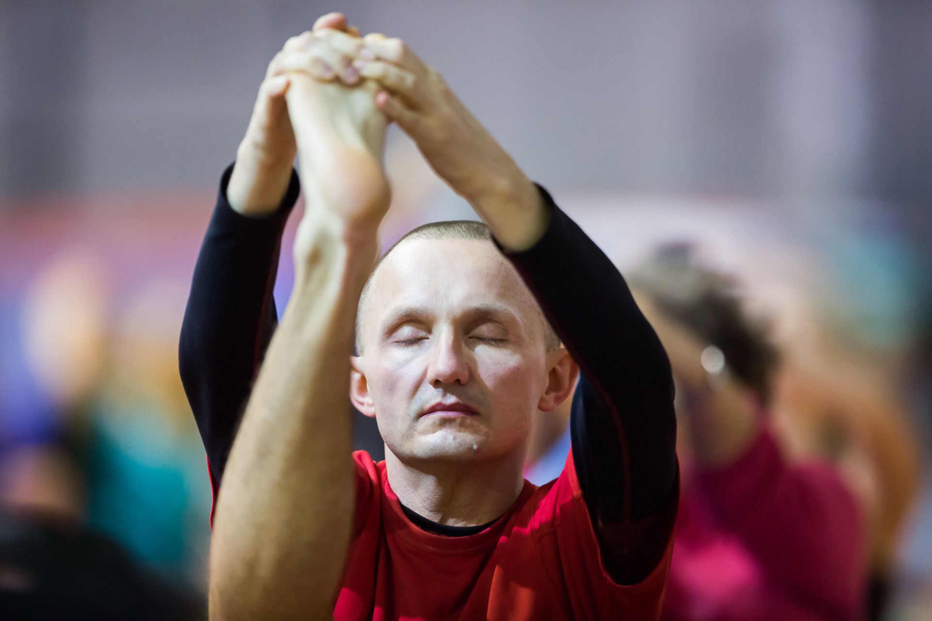 mężczyzna podczas ćwiczeń