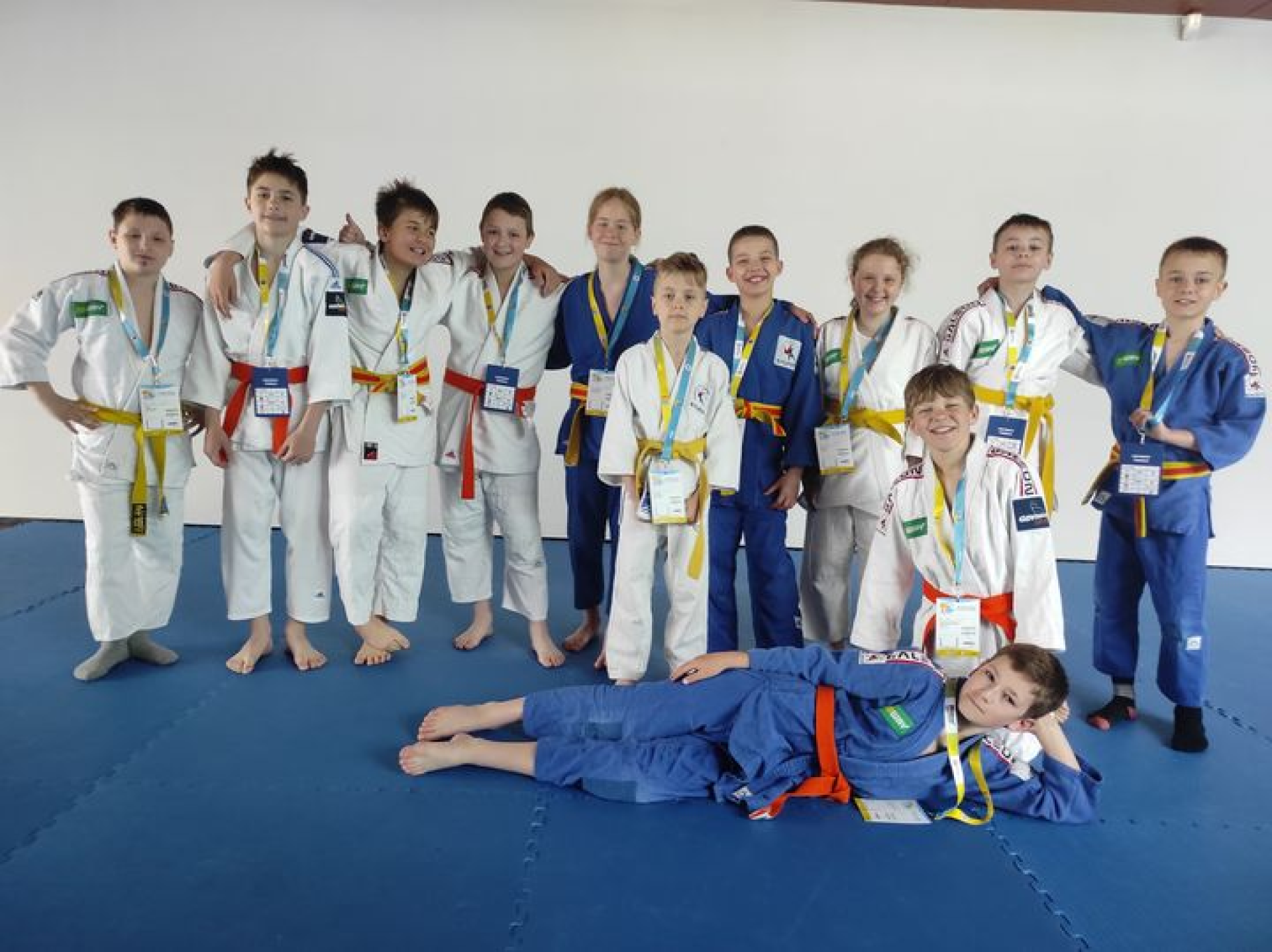grupowe zdjęcie judoków Galonu 