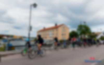 uczestnicy rowerowego potopu na rowerach w Szwecji