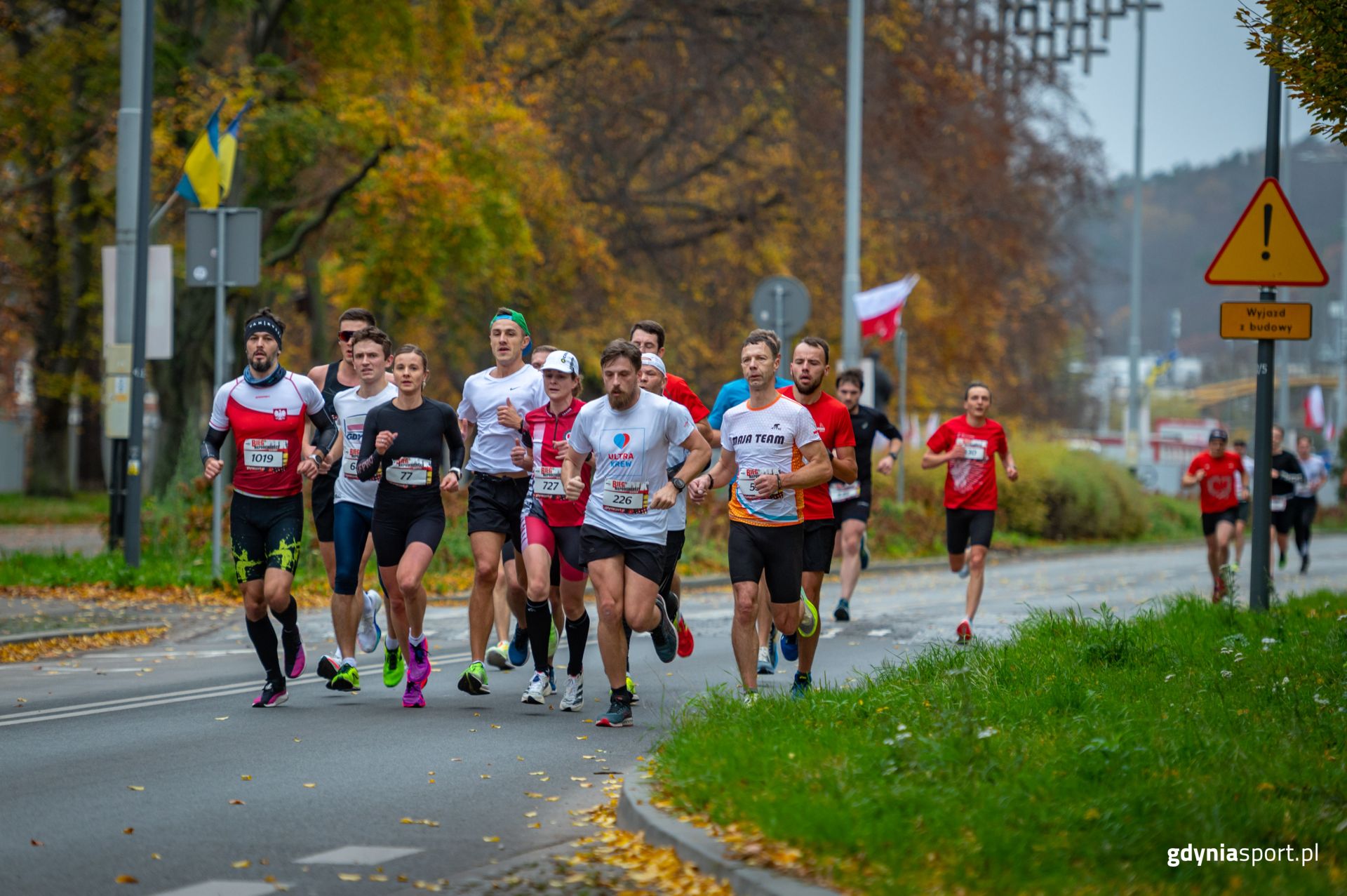 Start Gdyńskiego Biegu Niepodległości