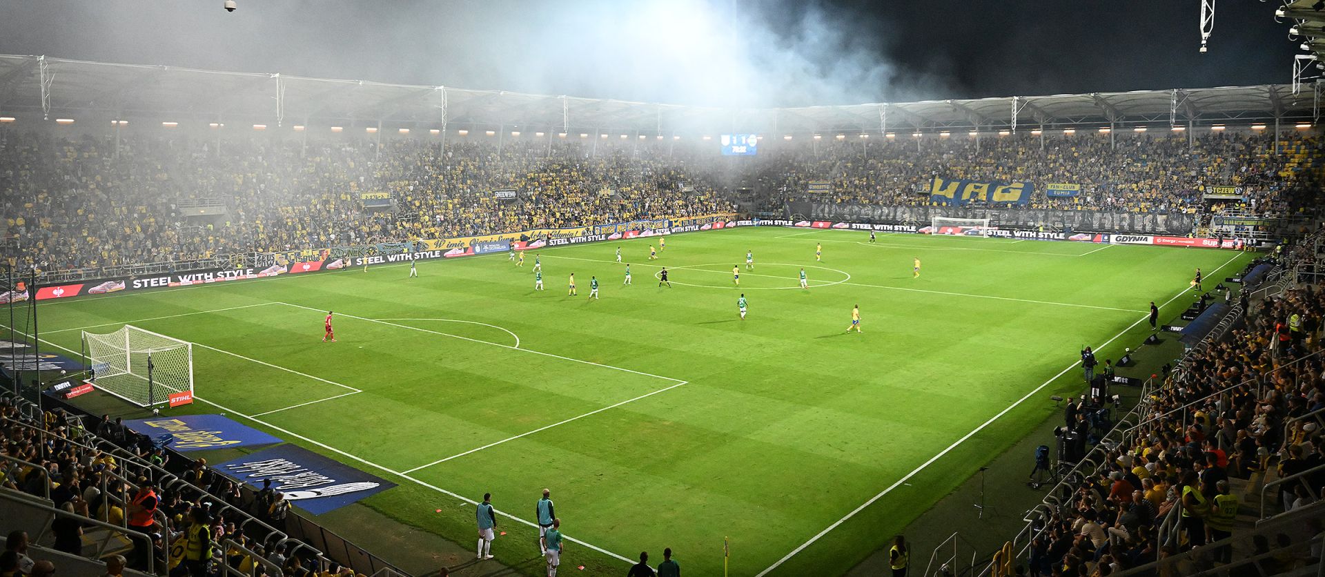 Ekstraklasowa wróciła na Stadion w Gdyni po 5 latach (fot. Michał Puszczewicz)